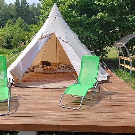 Glamping Fluffy Horns - Glempings Pukainie Ragi Hotel Plienciems Luaran gambar