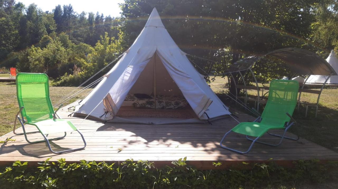 Glamping Fluffy Horns - Glempings Pukainie Ragi Hotel Plienciems Luaran gambar