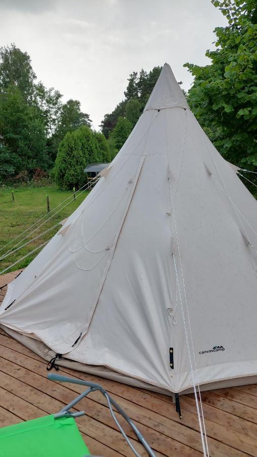 Glamping Fluffy Horns - Glempings Pukainie Ragi Hotel Plienciems Luaran gambar