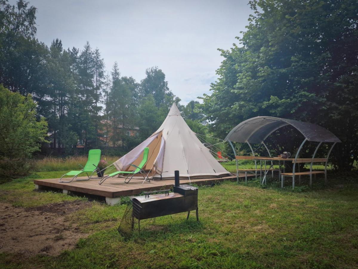 Glamping Fluffy Horns - Glempings Pukainie Ragi Hotel Plienciems Luaran gambar
