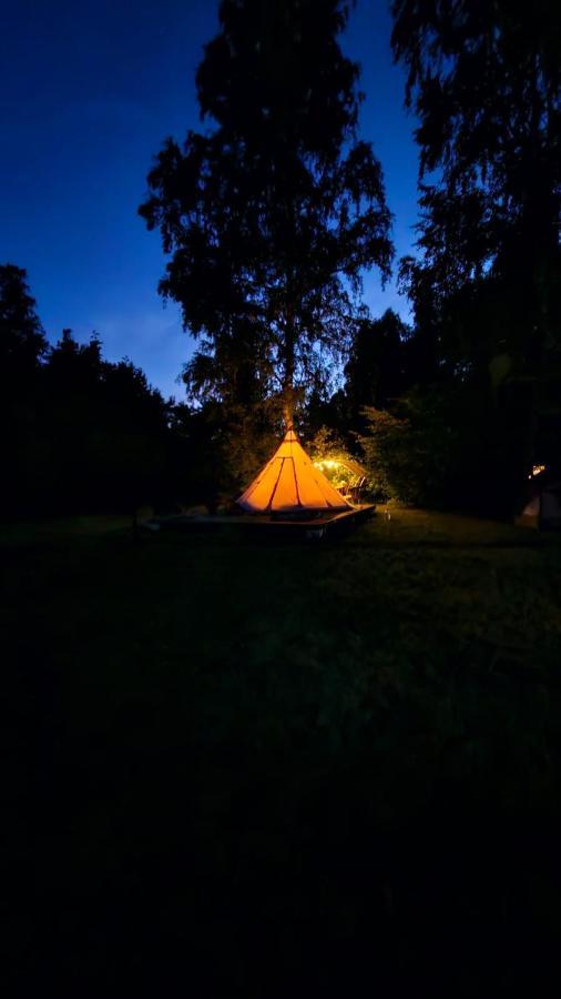 Glamping Fluffy Horns - Glempings Pukainie Ragi Hotel Plienciems Luaran gambar