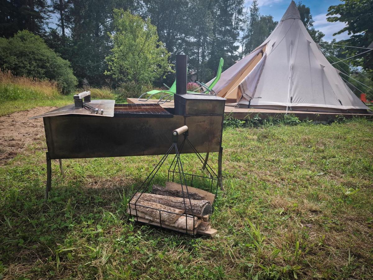 Glamping Fluffy Horns - Glempings Pukainie Ragi Hotel Plienciems Luaran gambar
